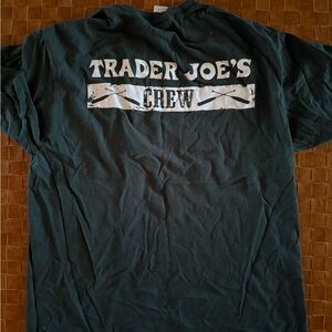 Trader Joe's Crew Short Sleeve T-Shirt in Dark Green